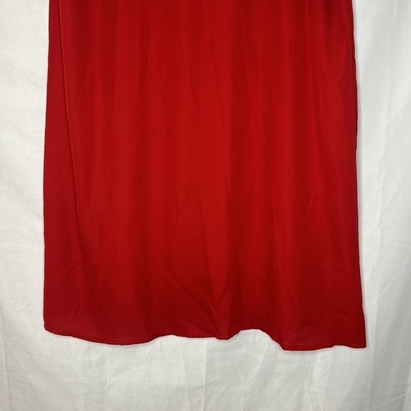 SOPRANO BRIGHT RED FLOWY DRESS (L) - Picture 3 of 8